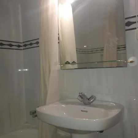 Guest house Pinzapa